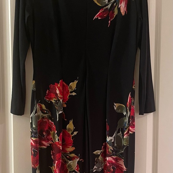 Cache Floral Black Dress - Picture 6 of 11